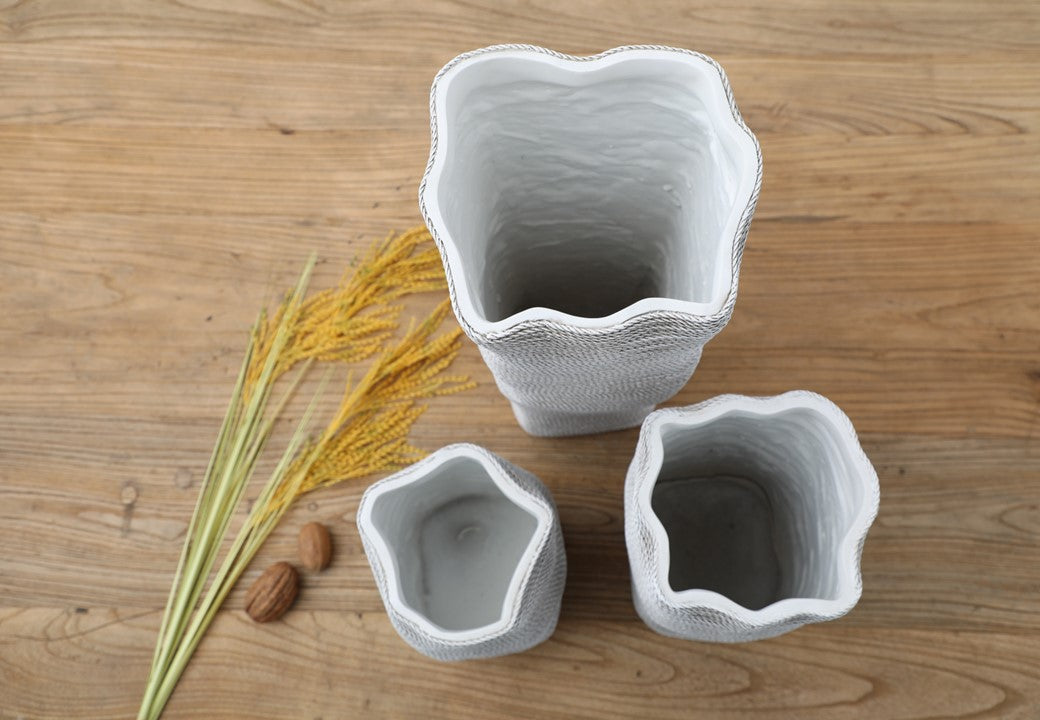 Modern organic, wabi-sabi, and minimalist contemporary,Tall, Asymmetrical Form