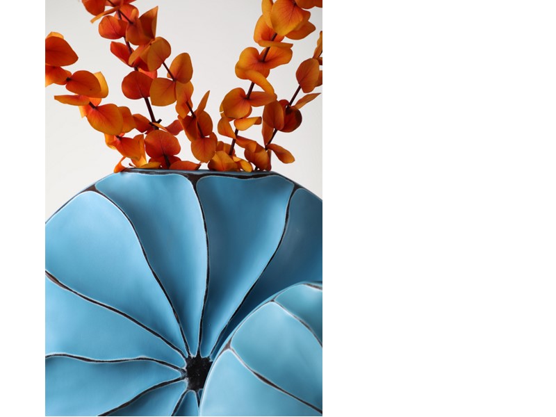 Modern artistic, sculptural, and contemporary eclectic,Round, Organic Shape