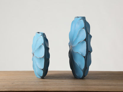 Modern artistic, sculptural, and contemporary eclectic,Round, Organic Shape