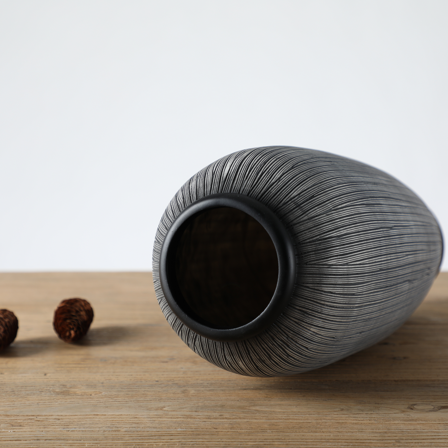 Modern organic, minimalist, and Japandi-inspired,Textured Vertical Lines, vase
