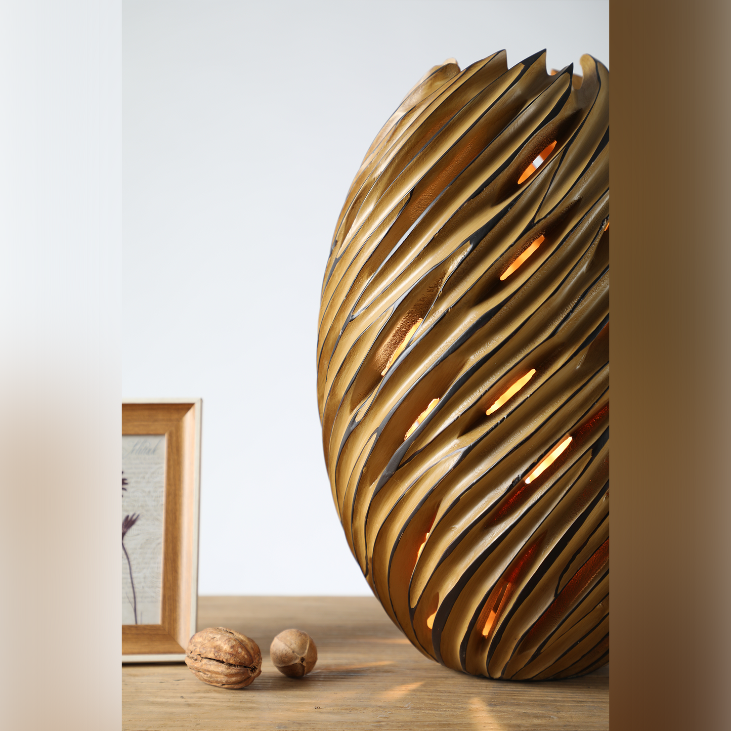 Contemporary sculptural Home Decorative Luxury Table Desk Modern Lamp